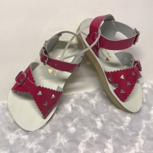 Salt Water Sandals by Hoy Other - Hoy Salt Water Sandal Sun-San Sweetheart toddler patent leather shiny fuchsia  8